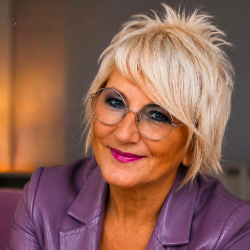 Porträt von Andrea Schröder